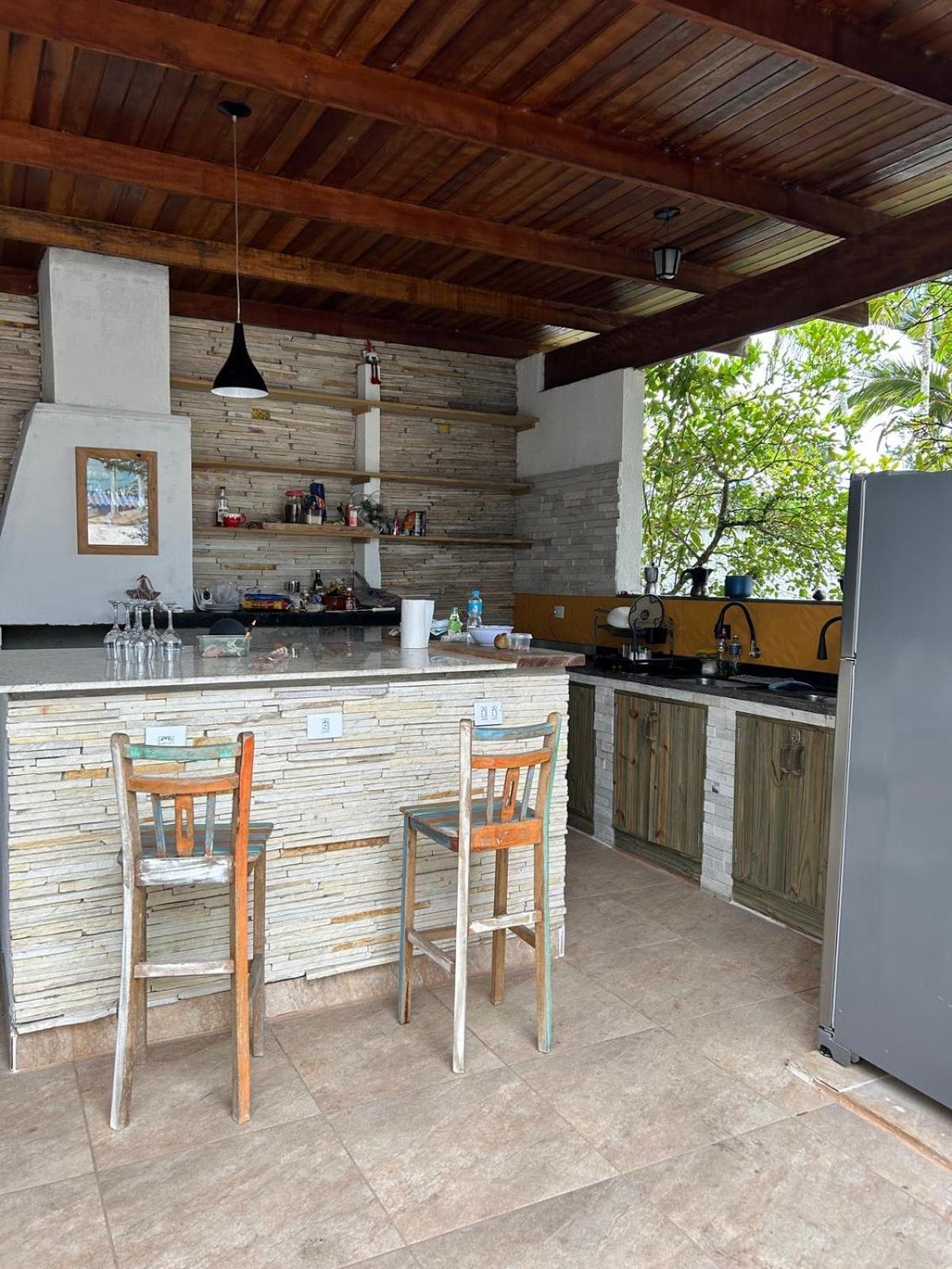 Capri Homestay Cananeia